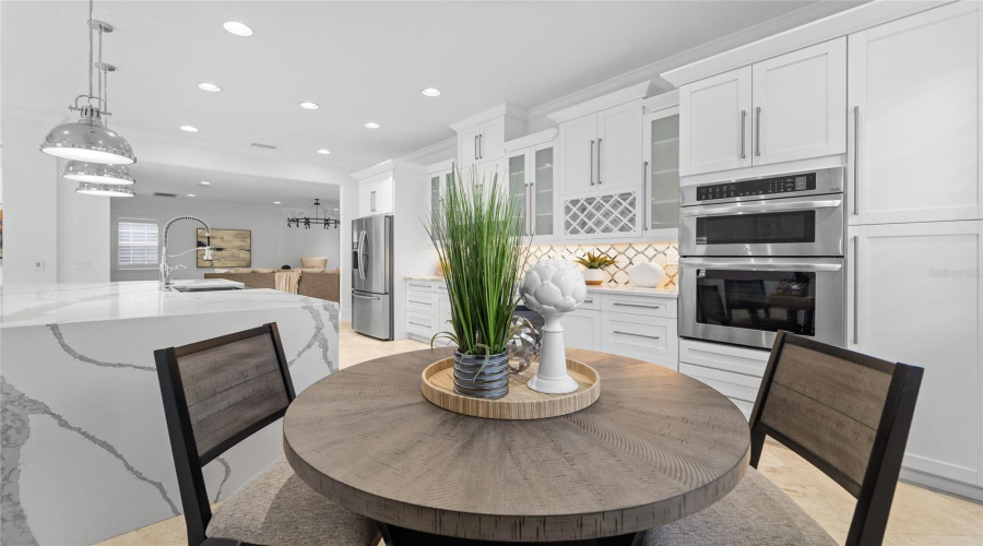 Tampa, Florida 33609, 4 Bedroom Bedrooms, ,3 Bathroombathrooms,Residential,For Sale,Beachway,0,Mfrtb8529477