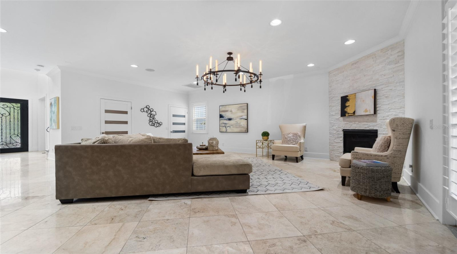 Tampa, Florida 33609, 4 Bedroom Bedrooms, ,3 Bathroombathrooms,Residential,For Sale,Beachway,0,Mfrtb8529477