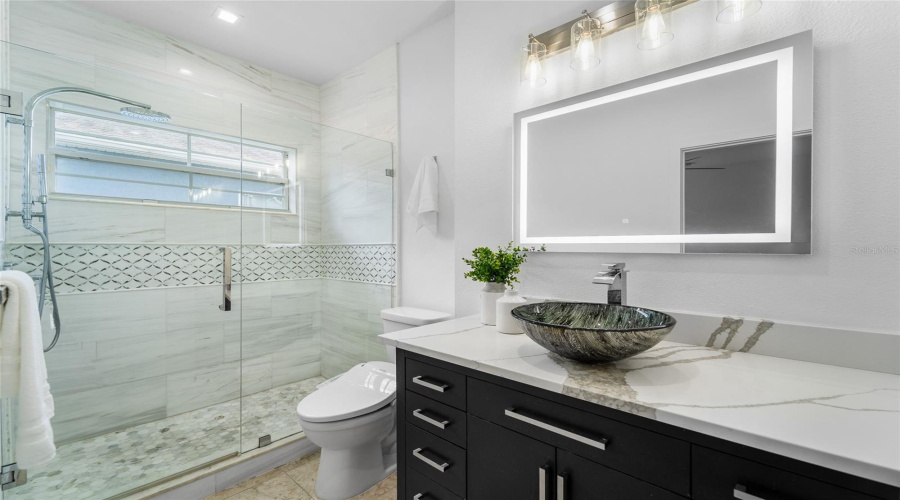 Tampa, Florida 33609, 4 Bedroom Bedrooms, ,3 Bathroombathrooms,Residential,For Sale,Beachway,0,Mfrtb8529477