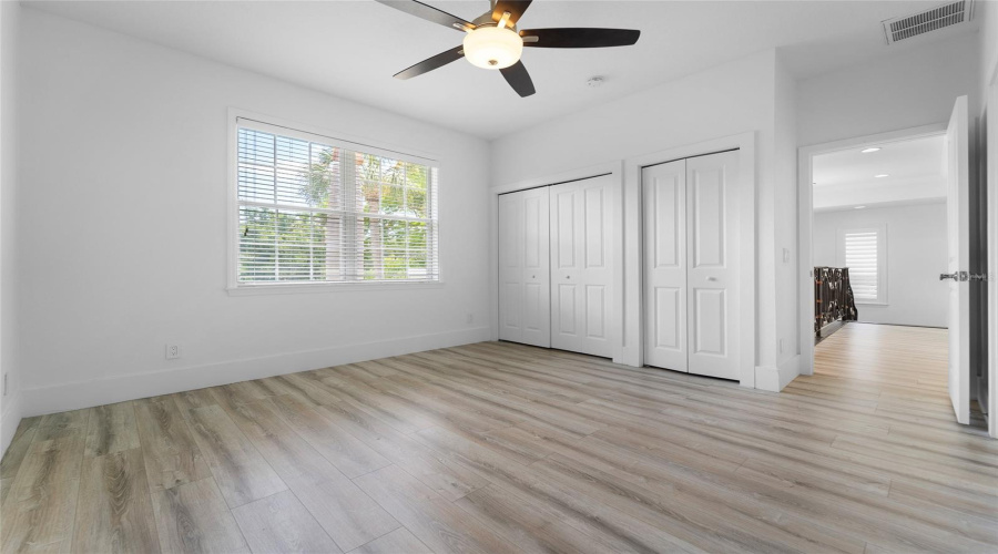 Tampa, Florida 33609, 4 Bedroom Bedrooms, ,3 Bathroombathrooms,Residential,For Sale,Beachway,0,Mfrtb8529477