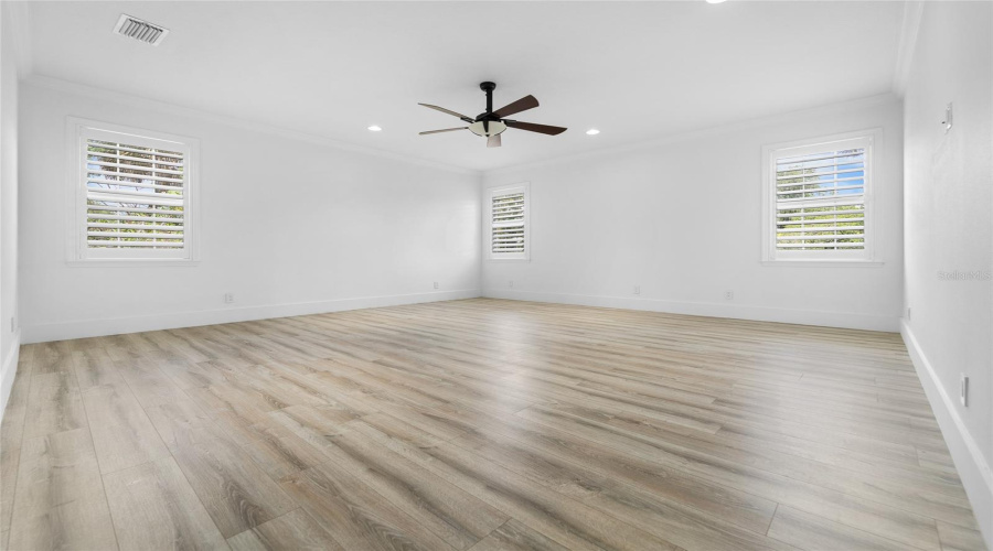 Tampa, Florida 33609, 4 Bedroom Bedrooms, ,3 Bathroombathrooms,Residential,For Sale,Beachway,0,Mfrtb8529477
