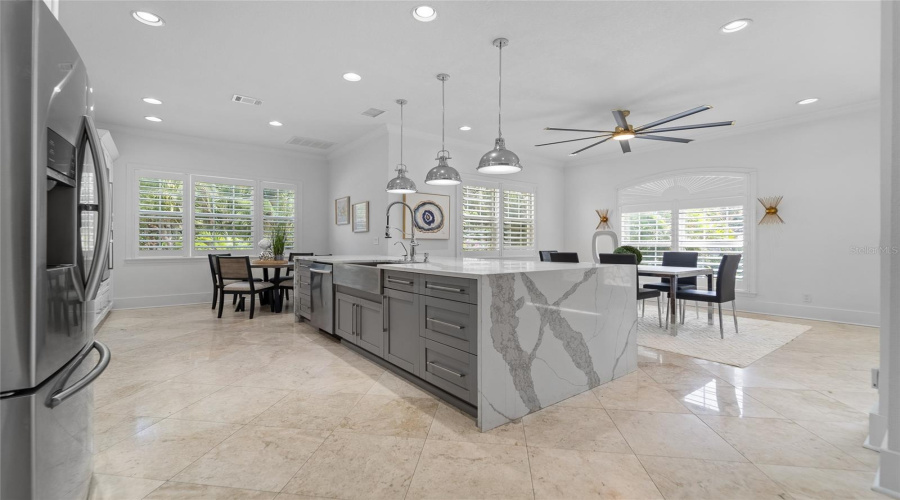 Tampa, Florida 33609, 4 Bedroom Bedrooms, ,3 Bathroombathrooms,Residential,For Sale,Beachway,0,Mfrtb8529477