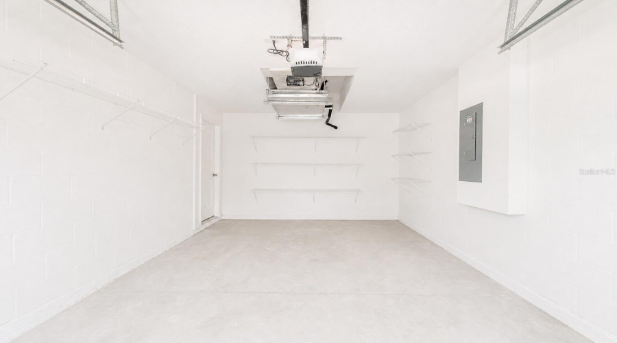 Garage.