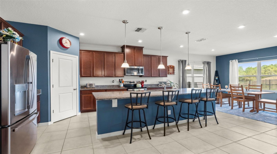 Minneola, Florida 34715, 5 Bedroom Bedrooms, ,3 Bathroombathrooms,Residential,For Sale,Hill Point,0,Mfro6434899