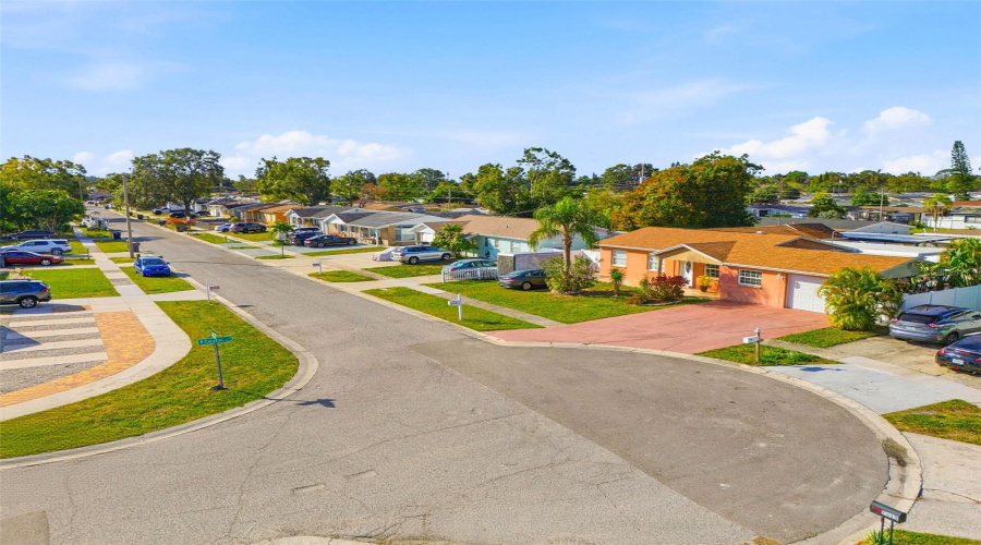 Tampa, Florida 33615, 3 Bedroom Bedrooms, ,2 Bathroombathrooms,Residential,For Sale,Holiday,0,Mfrtb8542927