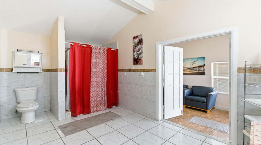 Tampa, Florida 33615, 3 Bedroom Bedrooms, ,2 Bathroombathrooms,Residential,For Sale,Holiday,0,Mfrtb8542927