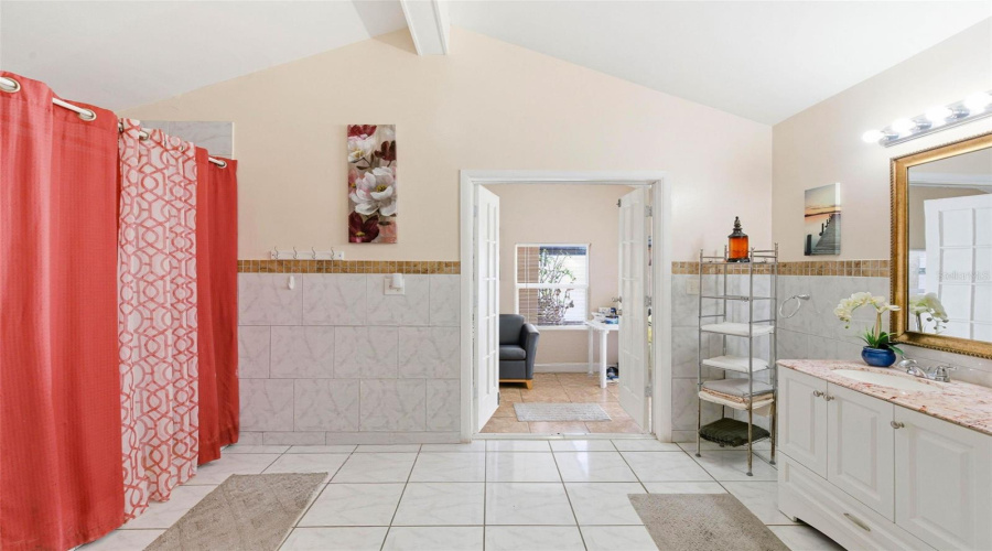 Tampa, Florida 33615, 3 Bedroom Bedrooms, ,2 Bathroombathrooms,Residential,For Sale,Holiday,0,Mfrtb8542927