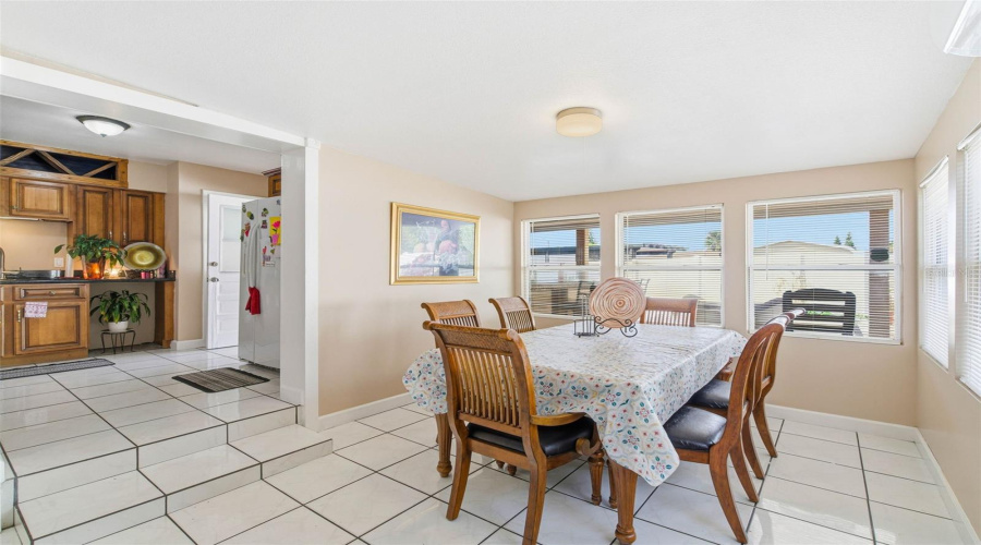 Tampa, Florida 33615, 3 Bedroom Bedrooms, ,2 Bathroombathrooms,Residential,For Sale,Holiday,0,Mfrtb8542927