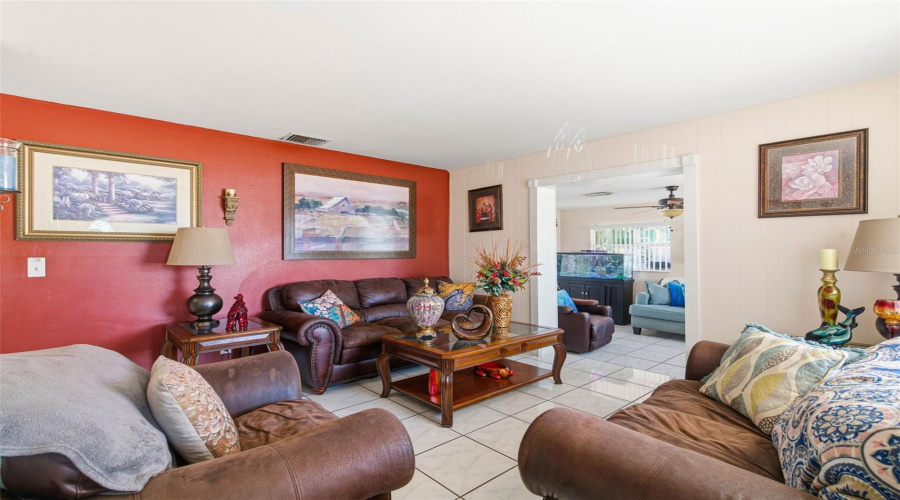 Tampa, Florida 33615, 3 Bedroom Bedrooms, ,2 Bathroombathrooms,Residential,For Sale,Holiday,0,Mfrtb8542927