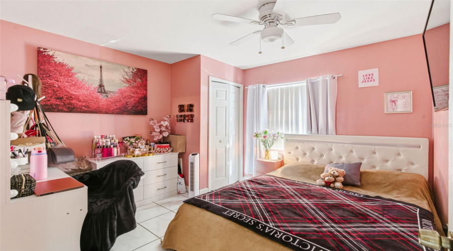 Tampa, Florida 33615, 3 Bedroom Bedrooms, ,2 Bathroombathrooms,Residential,For Sale,Holiday,0,Mfrtb8542927