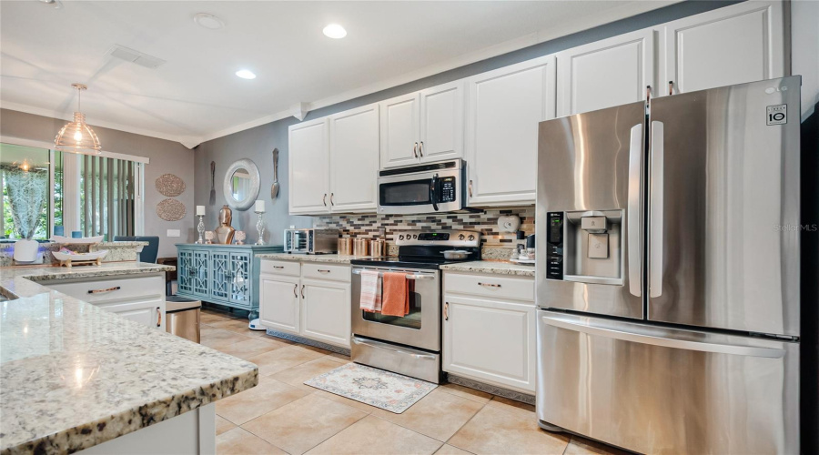 Kissimmee, Florida 34758, 3 Bedroom Bedrooms, ,2 Bathroombathrooms,Residential,For Sale,Jasper,0,Mfrs5156385