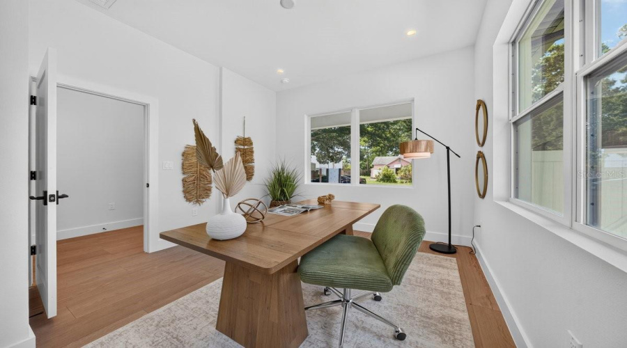 St Petersburg, Florida 33713, 4 Bedroom Bedrooms, ,2 Bathroombathrooms,Residential,For Sale,Queen,0,Mfrtb8540825