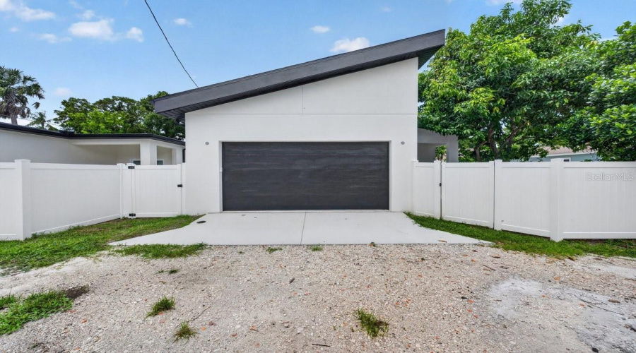 St Petersburg, Florida 33713, 4 Bedroom Bedrooms, ,2 Bathroombathrooms,Residential,For Sale,Queen,0,Mfrtb8540825