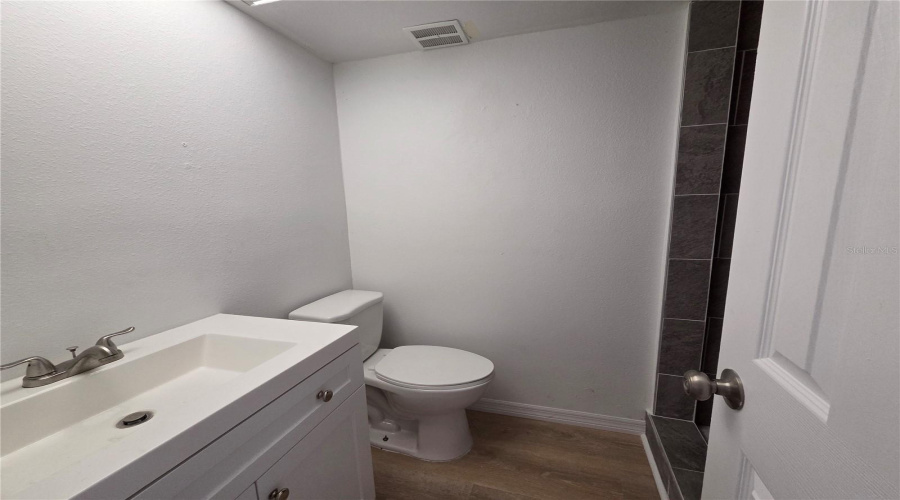 New Port Richey, Florida 34652, 2 Bedroom Bedrooms, ,2 Bathroombathrooms,Residential,For Sale,Jasper,0,Mfrtb8542643