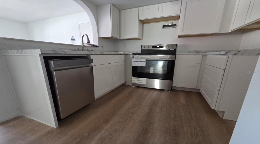 New Port Richey, Florida 34652, 2 Bedroom Bedrooms, ,2 Bathroombathrooms,Residential,For Sale,Jasper,0,Mfrtb8542643