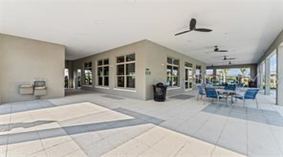 Kissimmee, Florida 34744, 4 Bedroom Bedrooms, ,2 Bathroombathrooms,Residential,For Sale,Park Side,0,Mfrs5151674