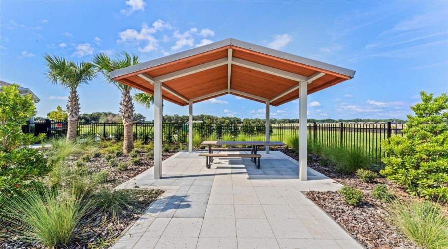 Kissimmee, Florida 34744, 4 Bedroom Bedrooms, ,2 Bathroombathrooms,Residential,For Sale,Park Side,0,Mfrs5151674