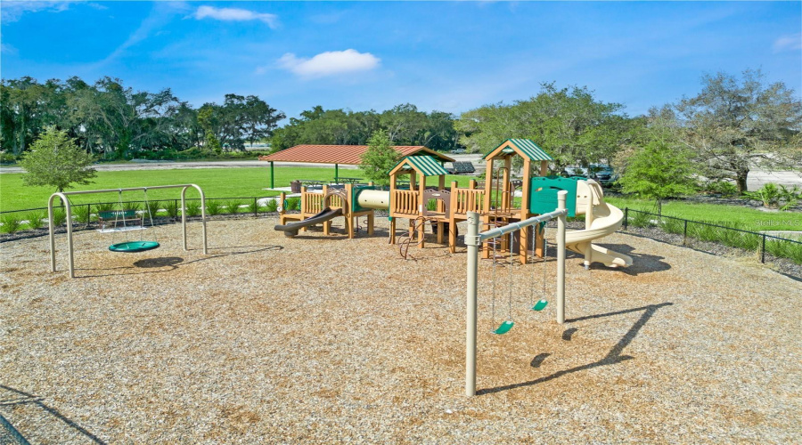 Kissimmee, Florida 34744, 4 Bedroom Bedrooms, ,2 Bathroombathrooms,Residential,For Sale,Park Side,0,Mfrs5151674