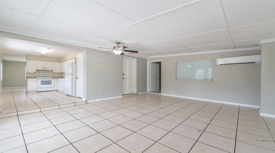 Tampa, Florida 33634, 4 Bedroom Bedrooms, ,2 Bathroombathrooms,Residential,For Sale,Crestridge,0,Mfrtb8518161