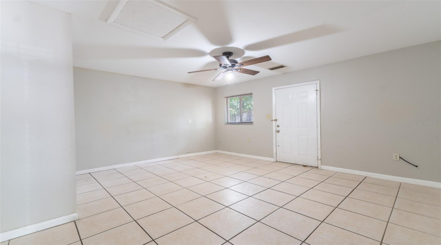 Tampa, Florida 33634, 4 Bedroom Bedrooms, ,2 Bathroombathrooms,Residential,For Sale,Crestridge,0,Mfrtb8518161