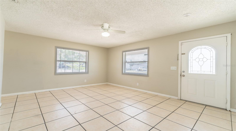 Tampa, Florida 33634, 4 Bedroom Bedrooms, ,2 Bathroombathrooms,Residential,For Sale,Crestridge,0,Mfrtb8518161