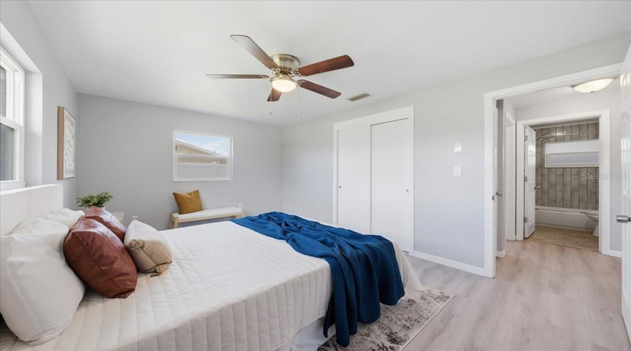 Largo, Florida 33771, 3 Bedroom Bedrooms, ,1 Bathroombathrooms,Residential,For Sale,4Th,0,Mfrtb8526545