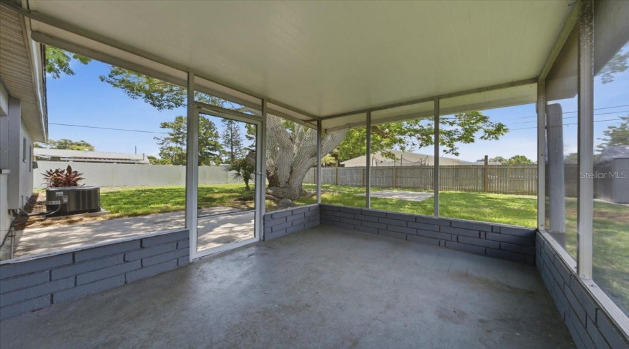 Largo, Florida 33771, 3 Bedroom Bedrooms, ,1 Bathroombathrooms,Residential,For Sale,4Th,0,Mfrtb8526545