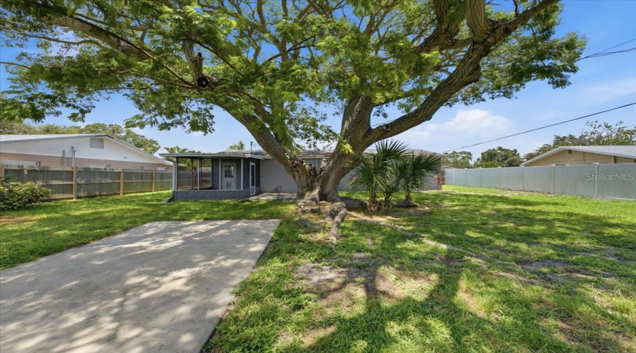 Largo, Florida 33771, 3 Bedroom Bedrooms, ,1 Bathroombathrooms,Residential,For Sale,4Th,0,Mfrtb8526545