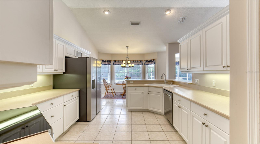 Ormond Beach, Florida 32174, 4 Bedroom Bedrooms, ,3 Bathroombathrooms,Residential,For Sale,Watercliff,0,Mfrv4949982