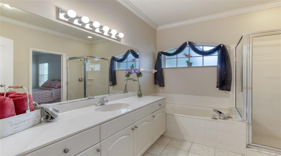 Ormond Beach, Florida 32174, 4 Bedroom Bedrooms, ,3 Bathroombathrooms,Residential,For Sale,Watercliff,0,Mfrv4949982
