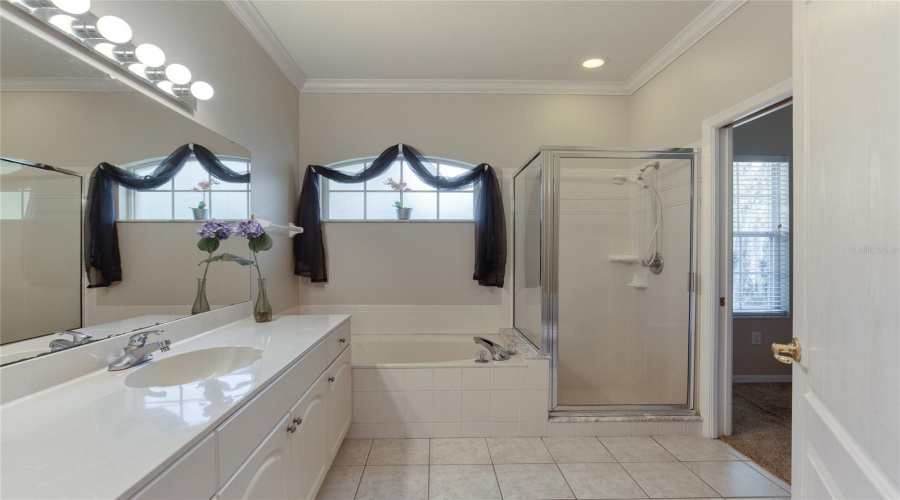 Ormond Beach, Florida 32174, 4 Bedroom Bedrooms, ,3 Bathroombathrooms,Residential,For Sale,Watercliff,0,Mfrv4949982