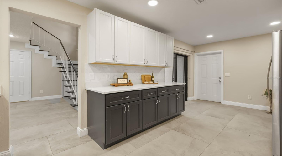 Orlando, Florida 32819, 2 Bedroom Bedrooms, ,2 Bathroombathrooms,Residential,For Sale,Sandpoint,0,Mfro6428413