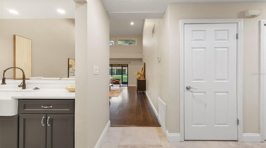 Orlando, Florida 32819, 2 Bedroom Bedrooms, ,2 Bathroombathrooms,Residential,For Sale,Sandpoint,0,Mfro6428413