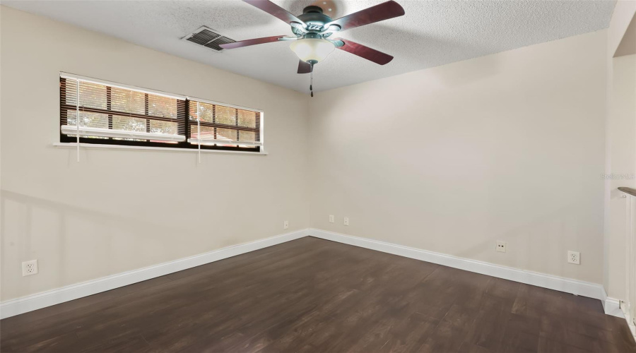 Orlando, Florida 32819, 2 Bedroom Bedrooms, ,2 Bathroombathrooms,Residential,For Sale,Sandpoint,0,Mfro6428413