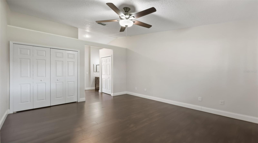 Orlando, Florida 32819, 2 Bedroom Bedrooms, ,2 Bathroombathrooms,Residential,For Sale,Sandpoint,0,Mfro6428413