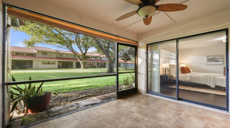 Orlando, Florida 32819, 2 Bedroom Bedrooms, ,2 Bathroombathrooms,Residential,For Sale,Sandpoint,0,Mfro6428413