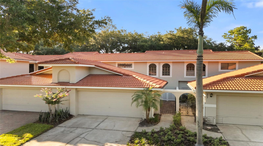 Orlando, Florida 32819, 2 Bedroom Bedrooms, ,2 Bathroombathrooms,Residential,For Sale,Sandpoint,0,Mfro6428413