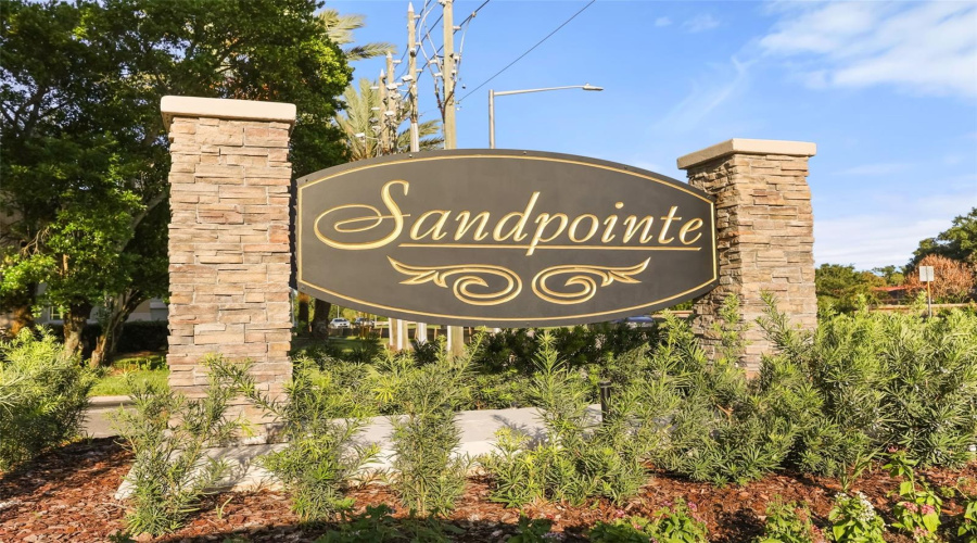 Orlando, Florida 32819, 2 Bedroom Bedrooms, ,2 Bathroombathrooms,Residential,For Sale,Sandpoint,0,Mfro6428413