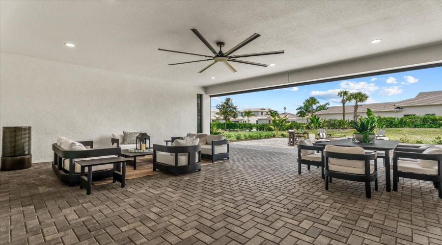Covered Lanai