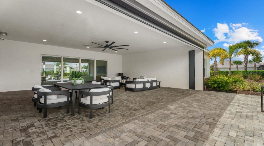 Covered Lanai