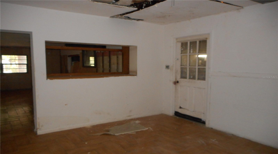 Ruskin, Florida 33570, 3 Bedroom Bedrooms, ,2 Bathroombathrooms,Residential,For Sale,1St,0,Mfrtb8542944