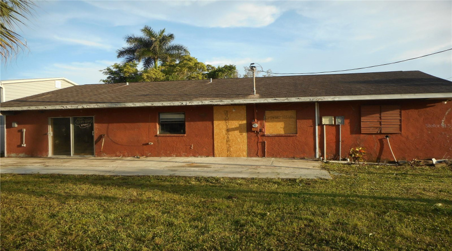 Ruskin, Florida 33570, 3 Bedroom Bedrooms, ,2 Bathroombathrooms,Residential,For Sale,1St,0,Mfrtb8542944