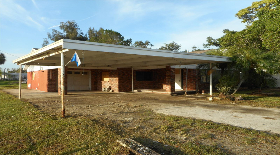 Ruskin, Florida 33570, 3 Bedroom Bedrooms, ,2 Bathroombathrooms,Residential,For Sale,1St,0,Mfrtb8542944