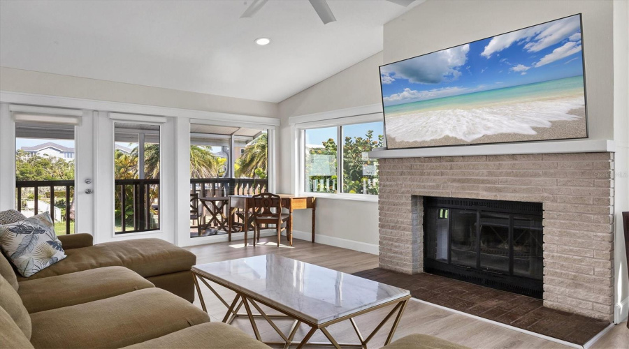 Longboat Key, Florida 34228, 2 Bedroom Bedrooms, ,2 Bathroombathrooms,Residential,For Sale,Tarawitt,0,Mfra4684674