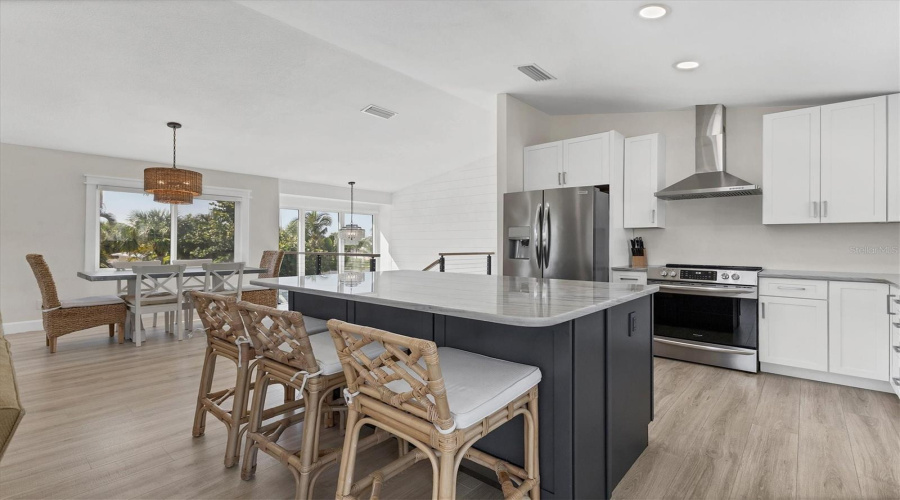 Longboat Key, Florida 34228, 2 Bedroom Bedrooms, ,2 Bathroombathrooms,Residential,For Sale,Tarawitt,0,Mfra4684674
