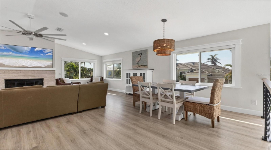Longboat Key, Florida 34228, 2 Bedroom Bedrooms, ,2 Bathroombathrooms,Residential,For Sale,Tarawitt,0,Mfra4684674