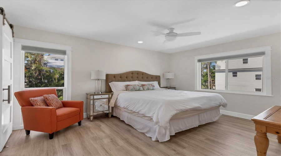 Longboat Key, Florida 34228, 2 Bedroom Bedrooms, ,2 Bathroombathrooms,Residential,For Sale,Tarawitt,0,Mfra4684674