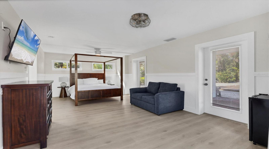 Longboat Key, Florida 34228, 2 Bedroom Bedrooms, ,2 Bathroombathrooms,Residential,For Sale,Tarawitt,0,Mfra4684674