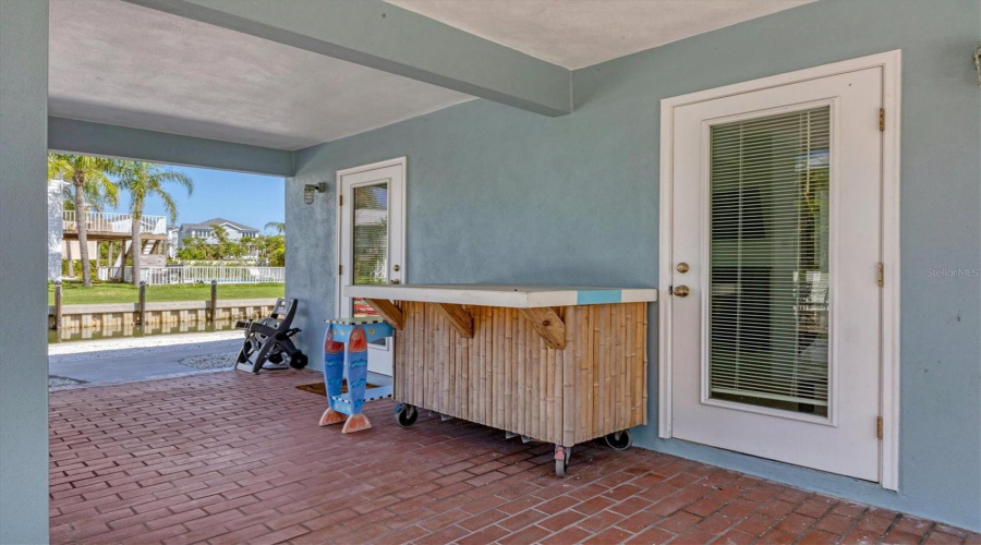 Longboat Key, Florida 34228, 2 Bedroom Bedrooms, ,2 Bathroombathrooms,Residential,For Sale,Tarawitt,0,Mfra4684674