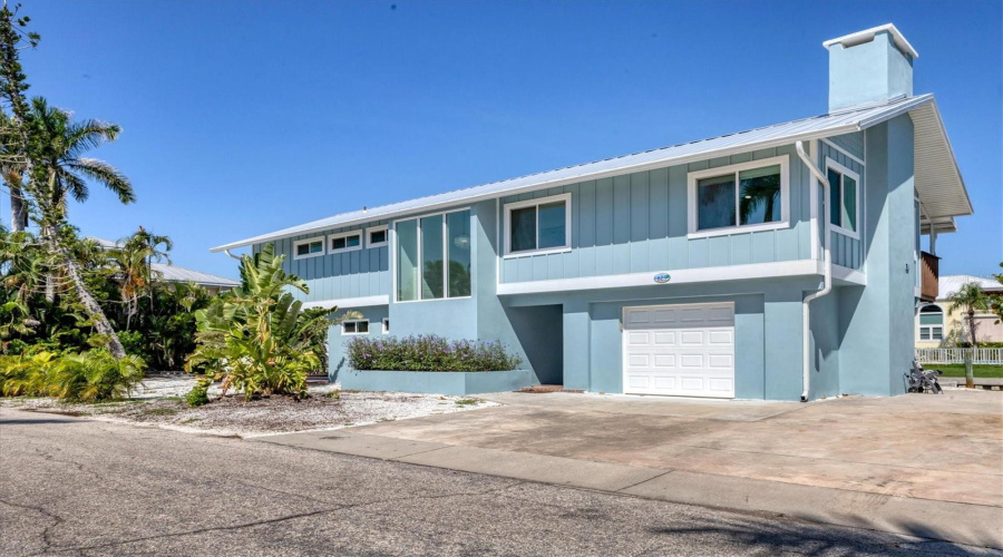 Longboat Key, Florida 34228, 2 Bedroom Bedrooms, ,2 Bathroombathrooms,Residential,For Sale,Tarawitt,0,Mfra4684674
